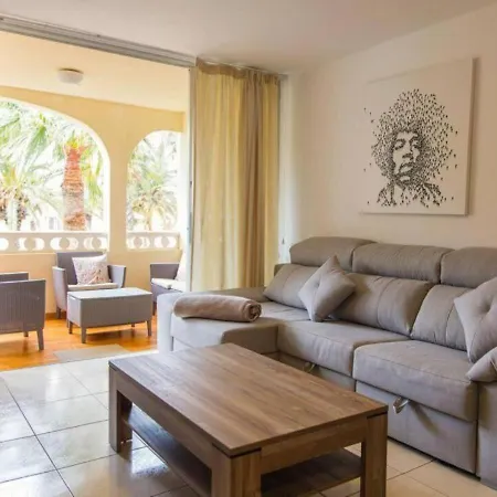 Sunny Vacation 3br Retreat By The Ocean
