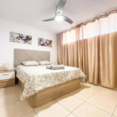 Apartman Sunny Vacation 3br Retreat By The Ocean