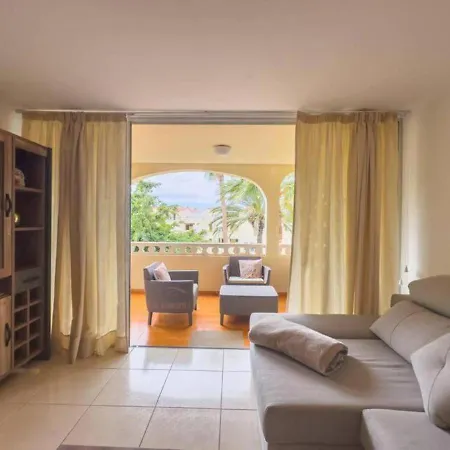 Sunny Vacation 3br Retreat By The Ocean *